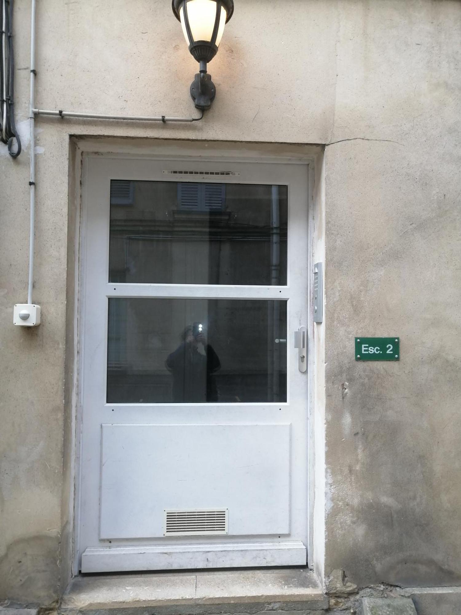 Le Vauban, Charmant Studio 5 Minutes Du Chateau Versalhes Exterior foto